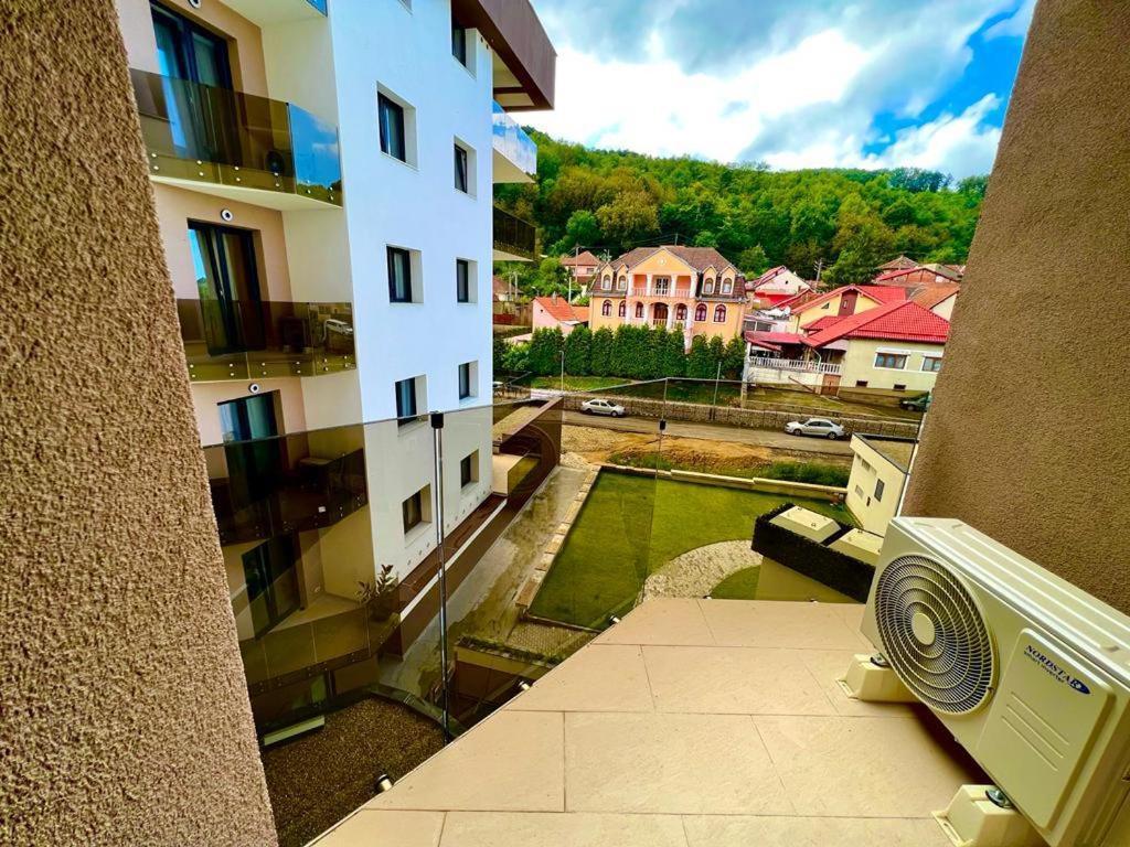 City Center Accomodation - 101 Решица Экстерьер фото